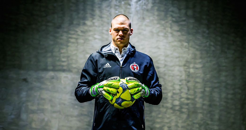 ¿Quieres ganarte los guantes de colección de nuestro arquero Gibran Lajud y ser parte de una convivencia exclusiva con él?