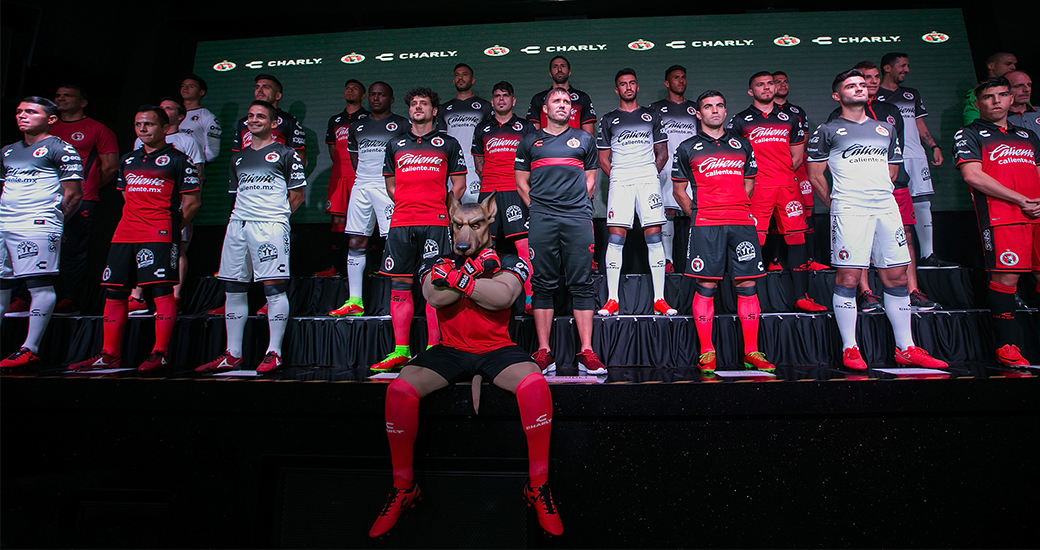 El Club Tijuana y Charly Futbol presentaron el Jersey Xoloitzcuintle 2017-2018