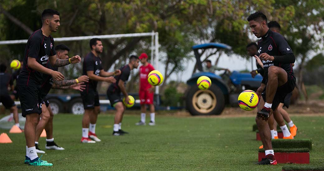 Javier Bustos, PF Xoloitzcuintle, descifró el trabajo que se realiza en la Pretemporada Apertura 2018