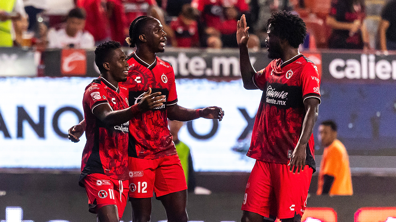 Xolos vence a Querétaro por uno a cero.