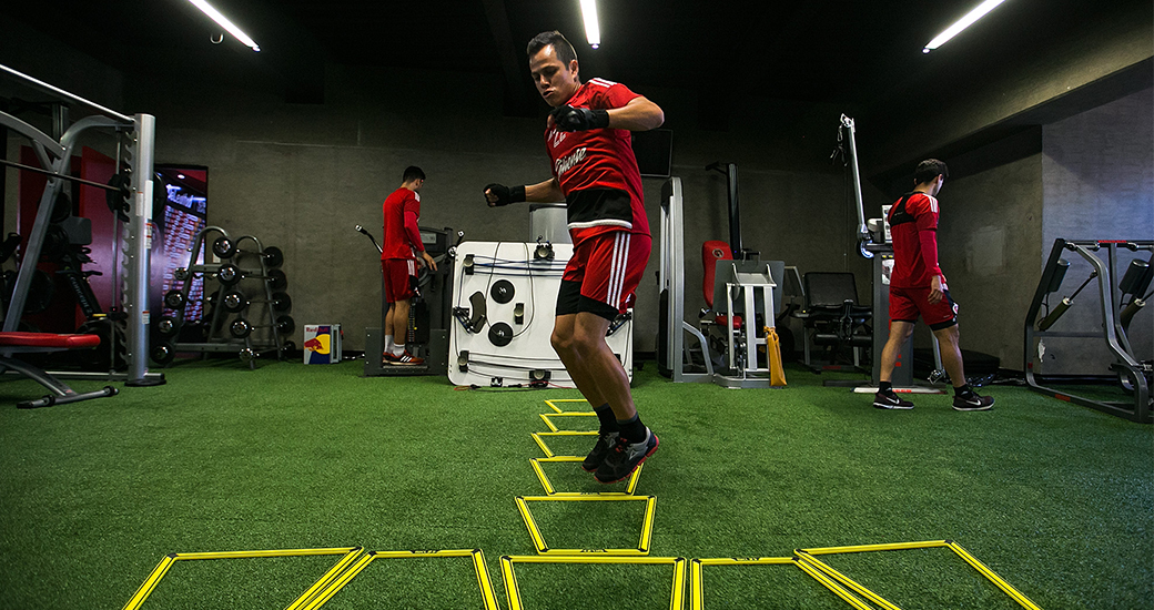 El zaguero y el mediocampista Paul Arriola analizan el próximo duelo ante Veracruz en la última fecha del Clausura 2017