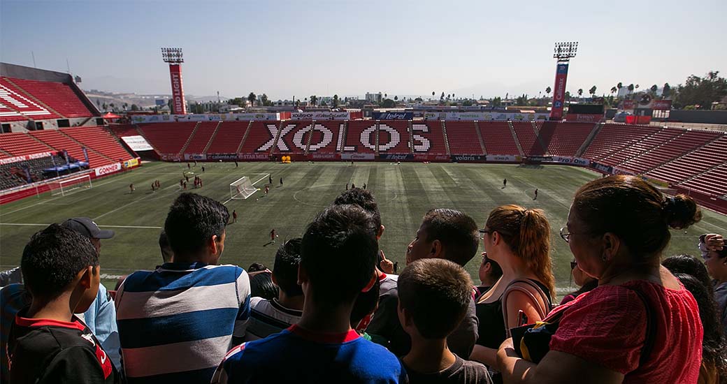 La afición Rojinegra se hizo presente en la práctica de esta mañana