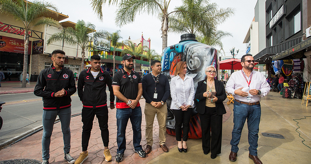 El Club Tijuana presentó la exposición "XoloArt" en la icónica avenida de la Frontera Norte
