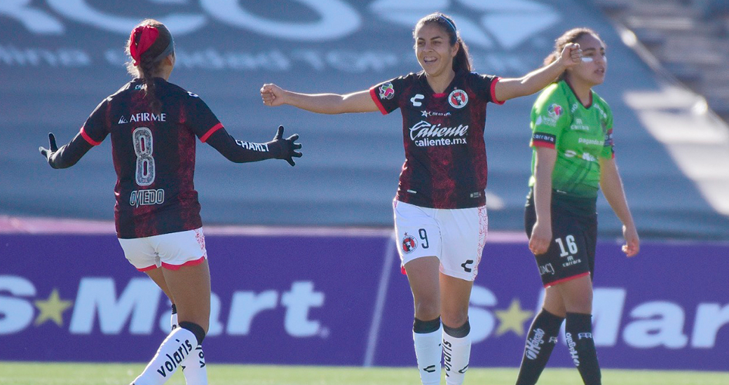 LAS XOLOITZCUINTLES SE IMPUSIERON ANTE LAS BRAVAS 2-1 CON GOLES DE ROSA AGUIAR Y RENAE CUÉLLAR