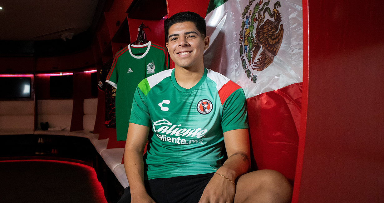 El jugador Xoloitzcuintle Víctor Guzmán se sumará al proceso de la Selección Mexicana rumbo a Qatar 2022.