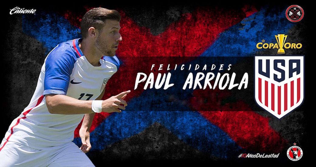 Paul Arriola y Joe Corona