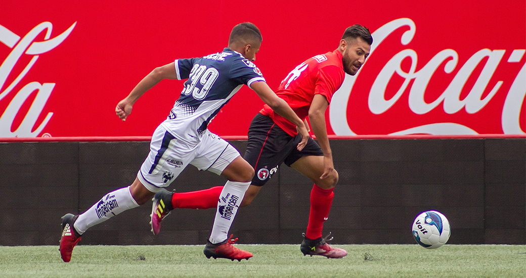 Los Canes Aztecas se impusieron 4-2 ante Rayados de Monterrey.