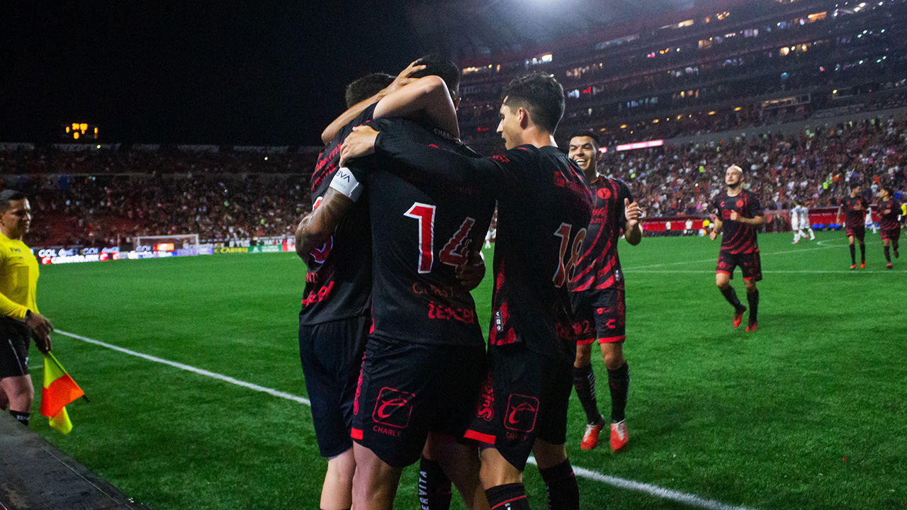 La jauría empató a dos goles ante Monterrey en el Mictlán.