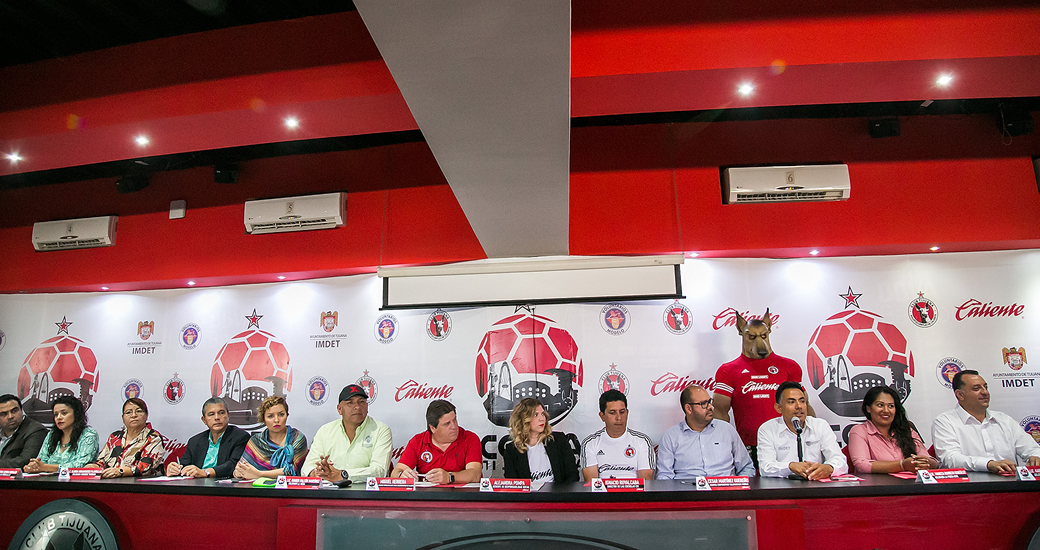 El equipo que resulte ganador de este torneo será premiado con la rehabilitación de una cancha de futbol