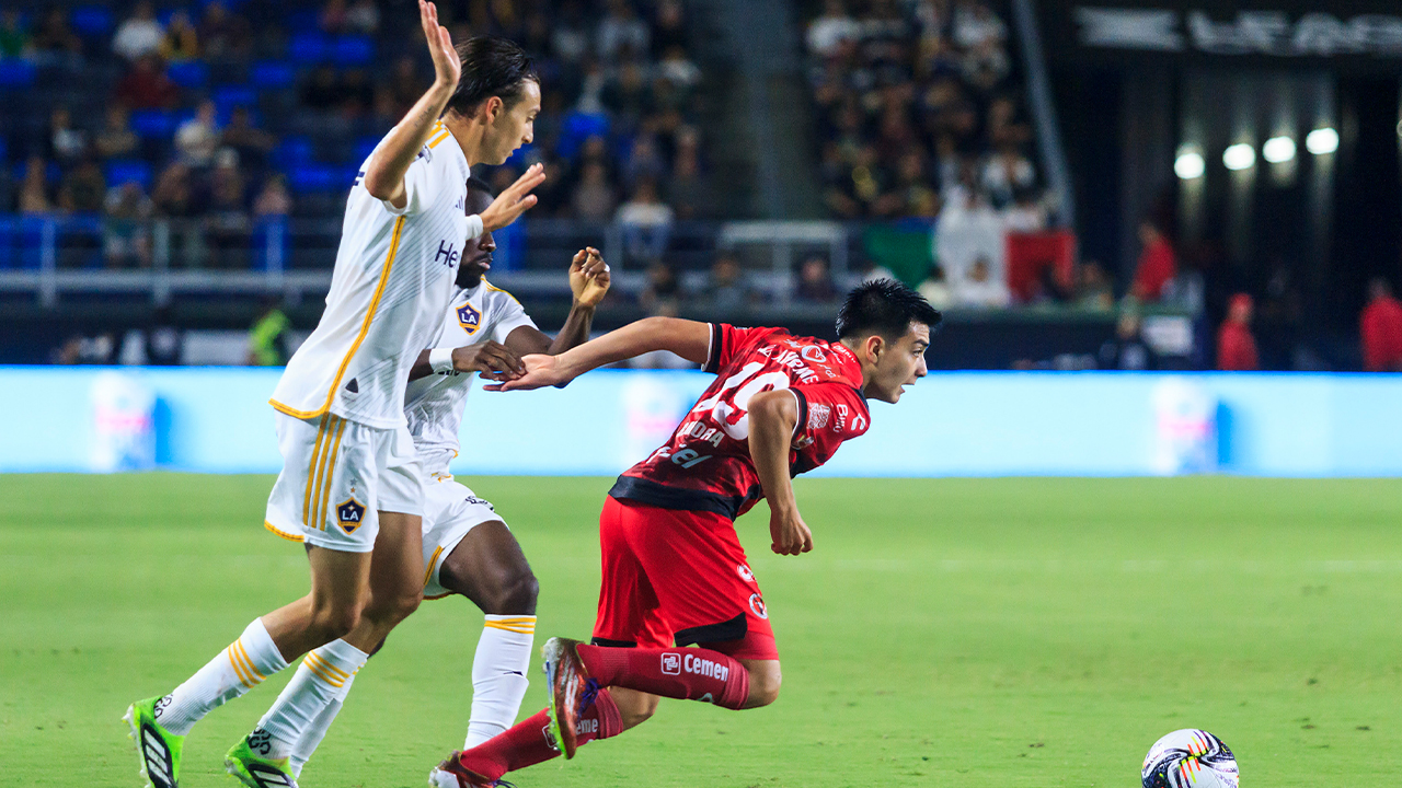 La jauría visitó a Los Angeles Galaxy.