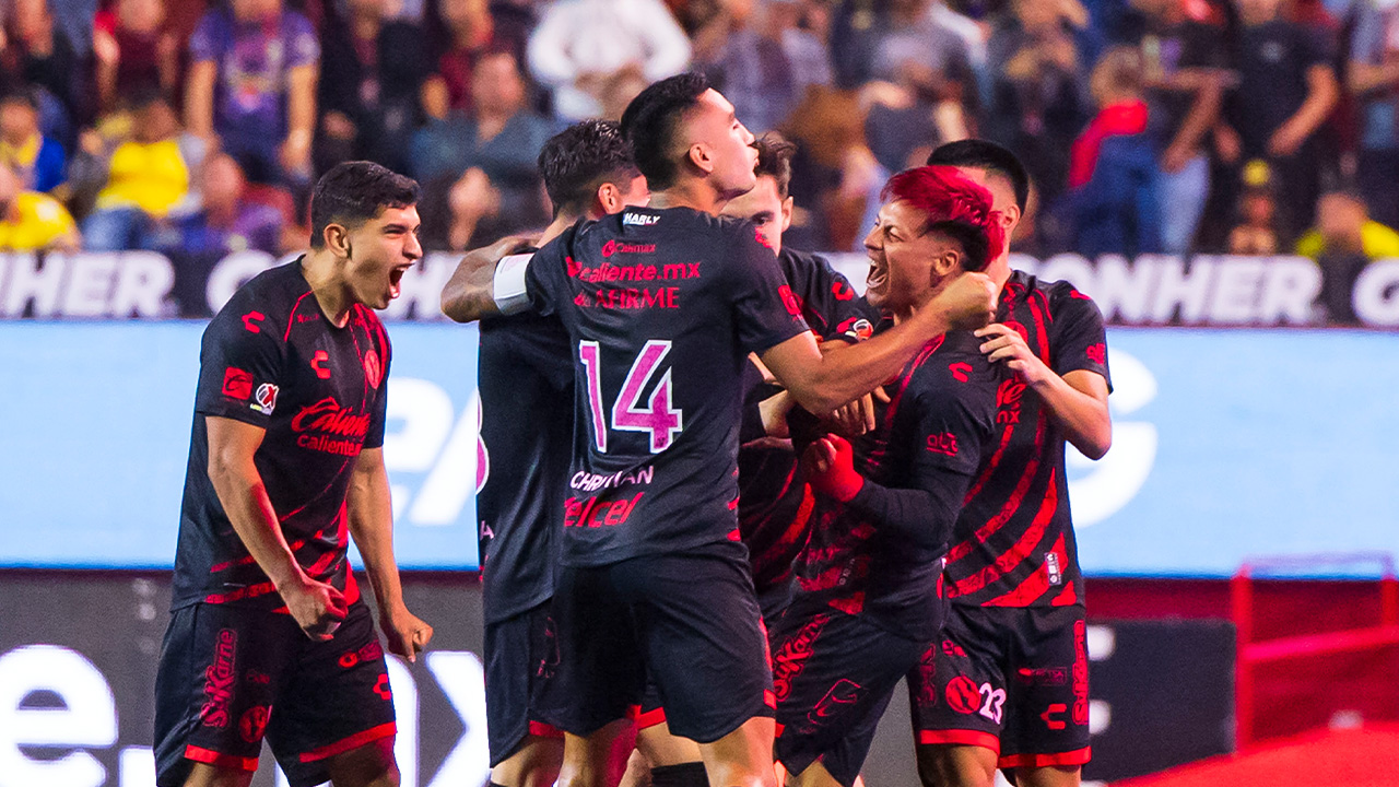 Xolos y águilas se enfrentaron en el estadio Caliente.