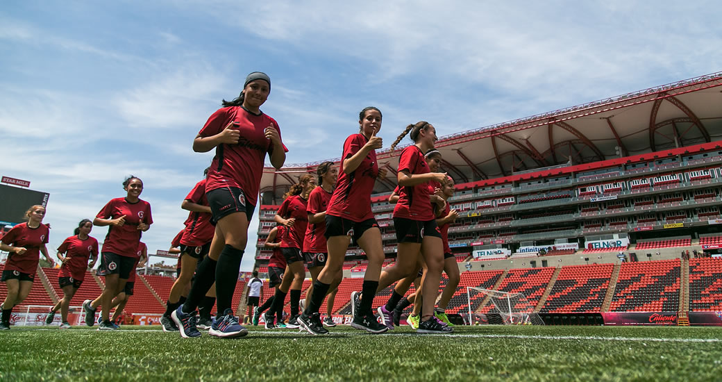 Xololoitzcuintles femenil