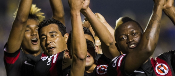 Vibrante partido en el “U”