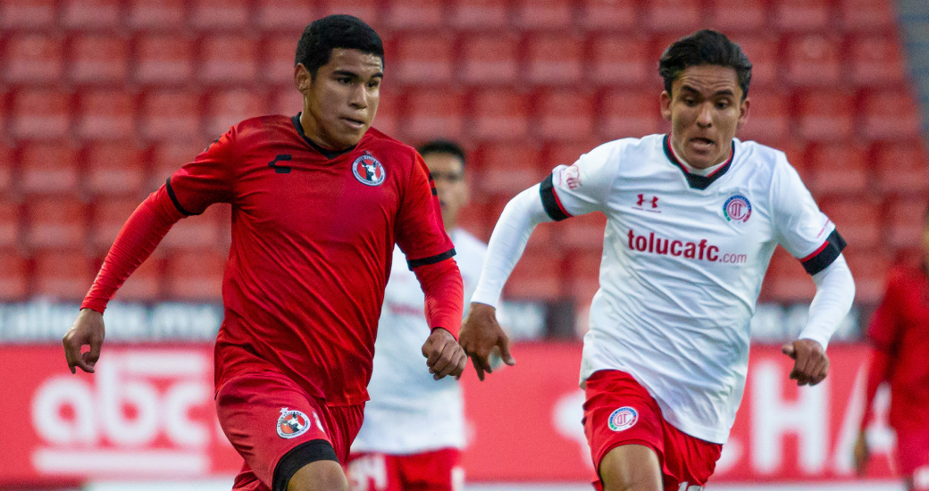 Tarde de muchos goles y definiciones de último minuto para los visitantes en el estadio Caliente.