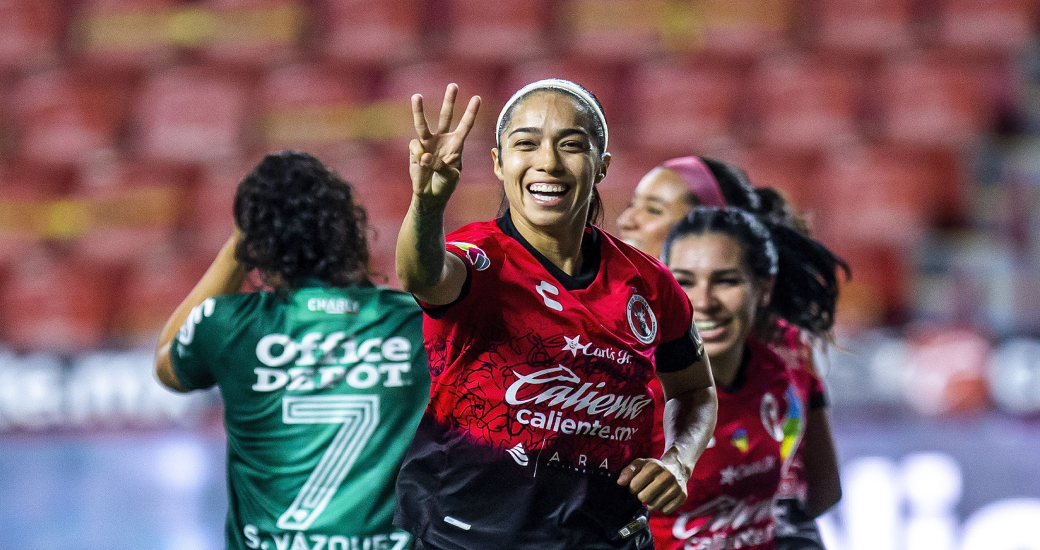 Club Tijuana Femenil golea en casa a León con un gol olímpico de Dulce Alvarado y hat trick de Renae Cuéllar.